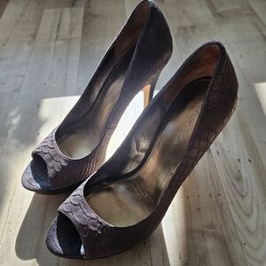Elegant Peep-Toe Heels by Via Spiga